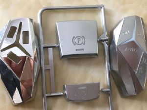 汽車(chē)配件+鐳雕